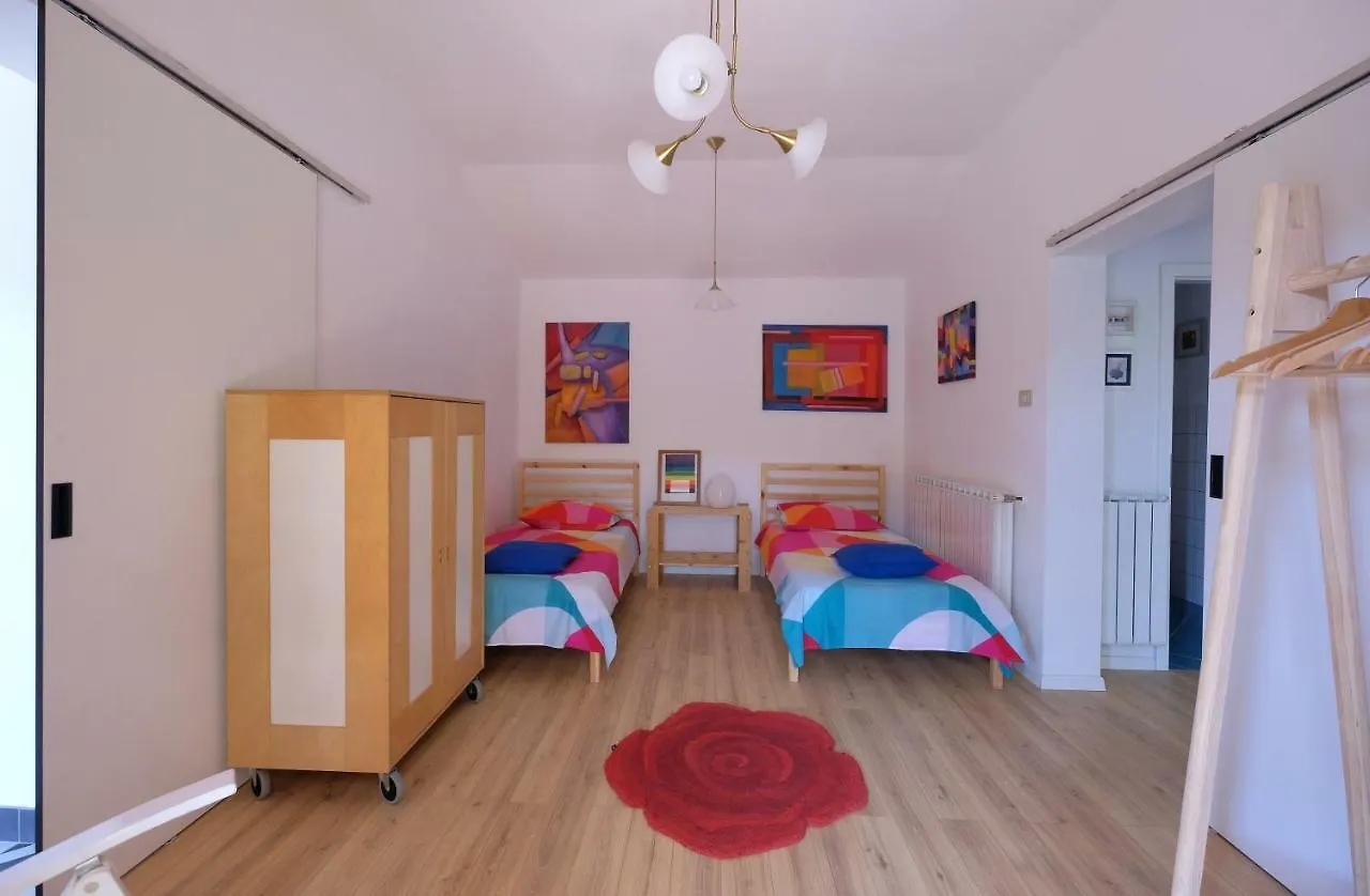 Holiday Home Kipo I Lunja Medulin 0*,